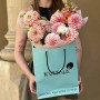 Ніжний букет із циній та жоржин Peaches N’ Cream «Персиковий рай»