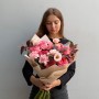 Stylish Strawberry-Toned Bouquet «Mademoiselle’s Kiss»