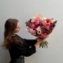 Stylish Strawberry-Toned Bouquet «Mademoiselle’s Kiss»