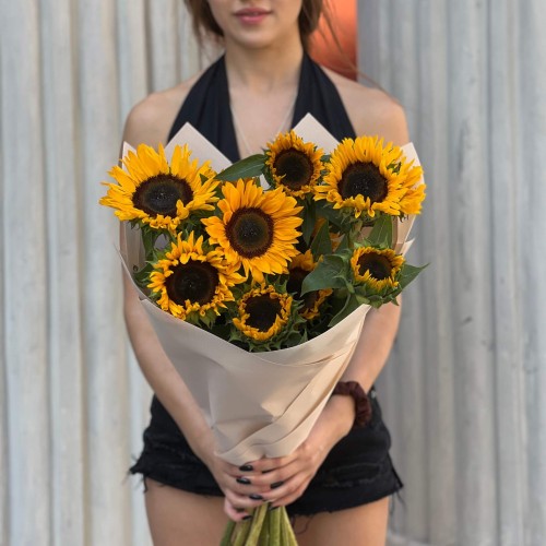 Bouquet of 11 Sunny Sunflowers «Smiling Sun»