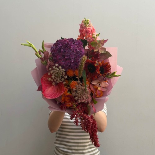 Bold Bouquet with Gladioli «Velvet Sunset»