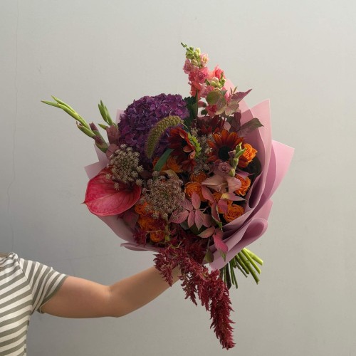 Bold Bouquet with Gladioli «Velvet Sunset»