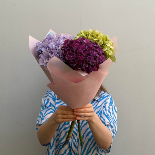 Bouquet with 3 Hydrangeas «Charming Trio»