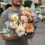 Pastel Bouquet with Dahlias and Zinnias «Powdery Touch»