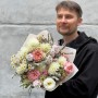 Ніжний ароматний букет із жоржинами «Садові промінчики»