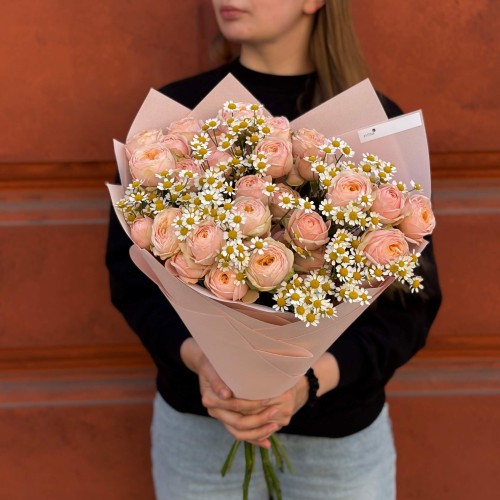 Charming Duo Bouquet with Lady Ella Spray Peony Rose and Tanacetum «Mademoiselle»