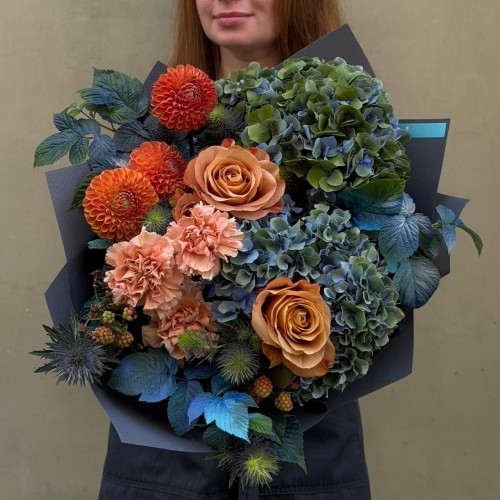 Striking Bouquet with Hydrangeas «Rainy Autumn»