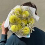 Жизнерадостный букет с лимонными георгинами и танацетумом «Солнышки для тебя»