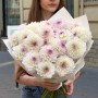 Light Bouquet with 21 Eveline Dahlias «Desired Gift»
