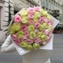 Ніжний мікс із півонієвидних троянд сортів Moonstone та Pink O’Hara «Солодкий флірт»