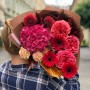 Яскравий букет з антуріумом «Закохана Людмила»