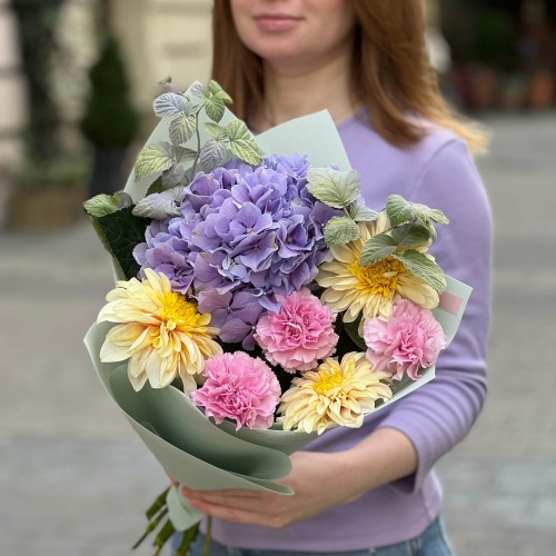 Delicate Bouquet with Hydrangea «Sweet Compliments»