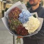 5 гортензій у букеті «Осінні хмарочки»