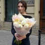 Mix of 17 Dahlias «Pearlescent Pearls»