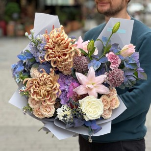Romantic Bouquet with a Touch of Autumn «Lavender Sonata»