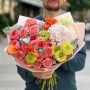 Букет у соковитих теплих відтінках «Запашний грейпфрут»