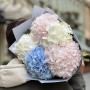 5 нежных гортензий в букете «Небесный маршмеллоу»