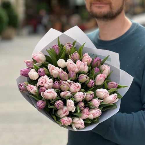 Bouquet of 45 Foxtrot & Double Price Peony-Style Tulips «Pastel Freshness»