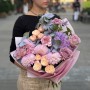 Интересный букет в сиреневых тонах «Искусство деталей»