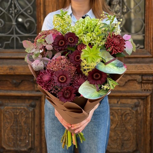 Striking Bouquet with Unusual Polar Light Anthurium «Aurora Borealis»