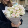 15 троянд сорту White O'Hara у букеті «Неземний аромат»