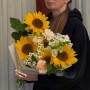 Vibrant Bouquet with Sunflowers «Garden Party»