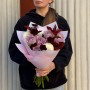 Bouquet with a Memory Lane Roses «Sweet Currant»