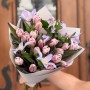Волшебный букет с тюльпанами Brownies и клематисом «Кофейное созвездие»