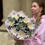 9 ніжних хризантем Spider Spivio у букеті «Мелодія пастелі»