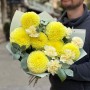 Мікс жоржин та діантусів у букеті «Лимонний десерт»