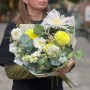 Очаровательный букет с георгинами «Цветочная мечта»