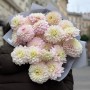 Bouquet of 25 Light-Colored Dahlias «Queen of the Garden»