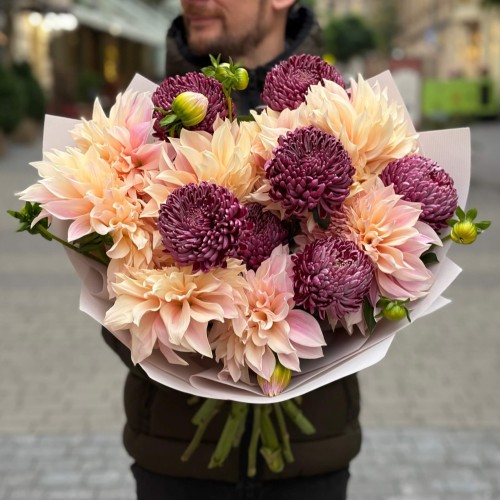 Fantastic Bouquet with Cafe au Lait Dahlias and Bigoudi Chrysanthemums «October Dream»