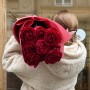 9 півонієвидних троянд Coqueta у букеті «Грайлива кокетка»