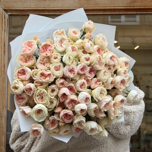 Bouquet of 33 branches of Boomie Gardens Spray Peony Roses «Elegance»
