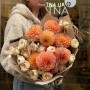 Enchanting Bouquet with Dahlias and Boomie Gardens Spray Peony-Style Roses «Autumn Landscape»