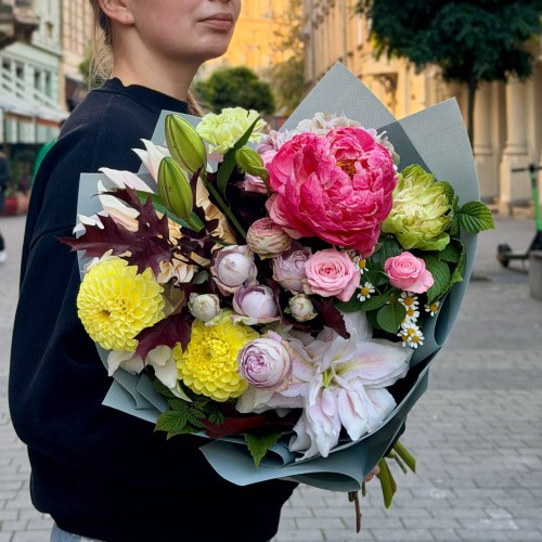 Colorful Bouquet with a Peony «Autumn Accent»