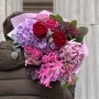 Изысканный букет с пионовидными розами Coqueta «Аметриновый аперитив»