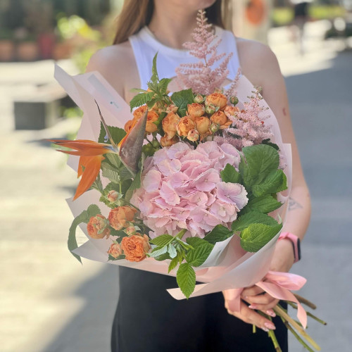 Bright bouquet with hydrangea «Exotic Tenderness»