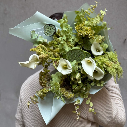 Стильний екзотичний букет «Турмалінова пташка»