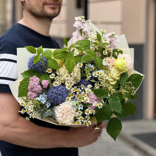 Романтический полевой букет «Поцелуй поля»