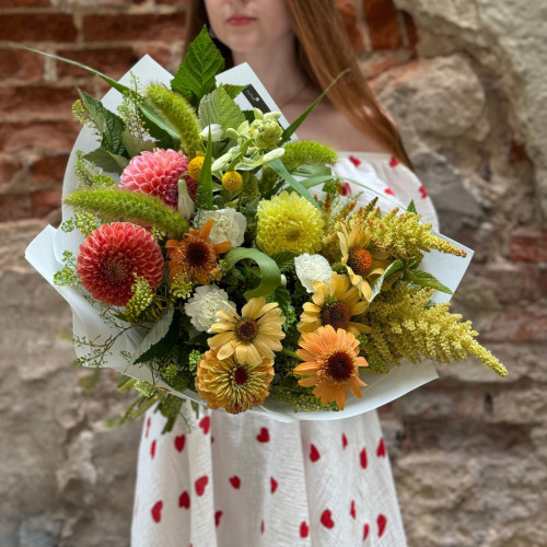 Цветной летний букет «Пушистый сад»