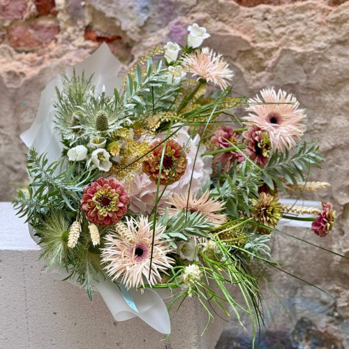 Field bouquet with gerberas and zinnia «Summer in Crimea»