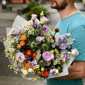 Різнобарвний польовий букет «Серпневий лан»