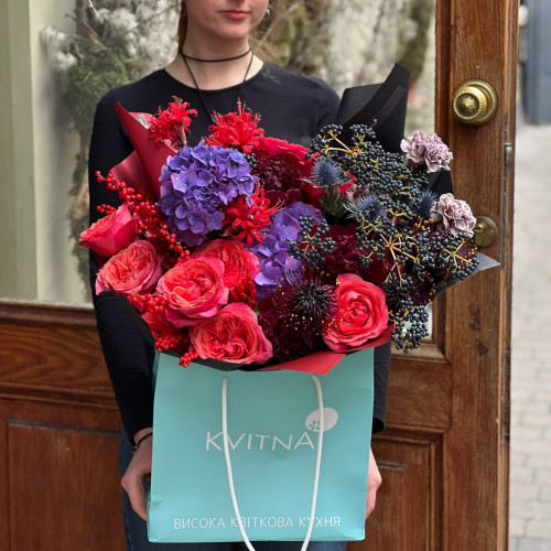 Букет «Сузірʼя «Скорпіон»