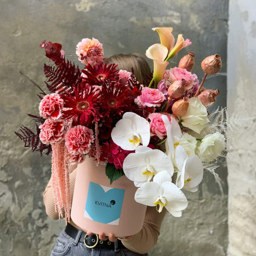 Квіти в коробці «Ягідний щербет»