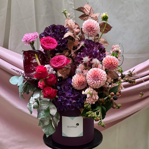 Коробка з квітами «Феєрія осені»