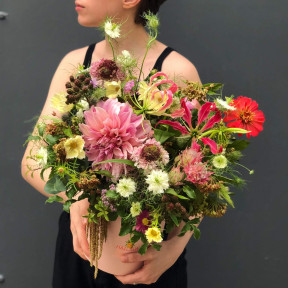 Квіткова коробка «Барвистий серпень»