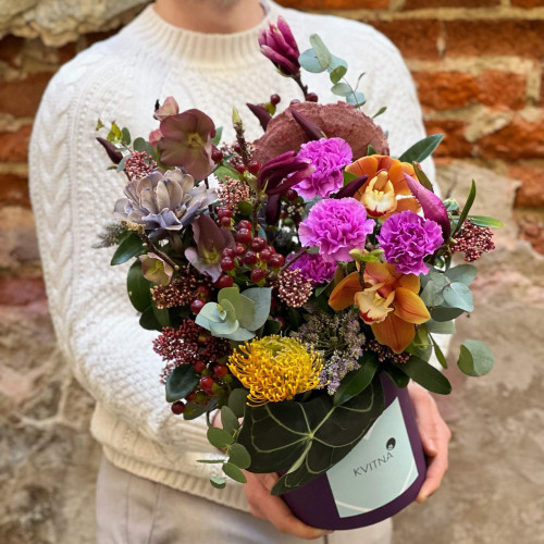 Коробка з квітами «Магія пробудження»