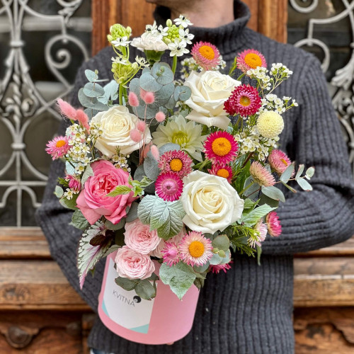 Квіти в коробці «Трояндове конфі»